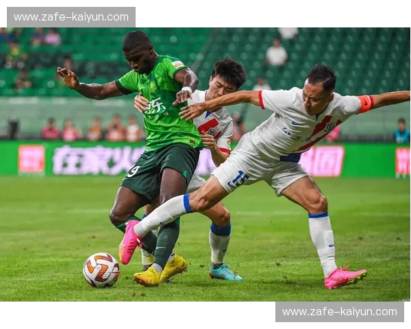 绿茵烽火：华夏之志对垒申花之魂，一场关于荣耀与信仰的巅峰较量